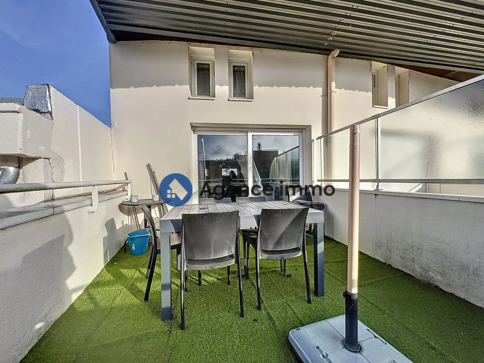 Duplex à vendre à Tours Centre - Investment locatif avec terrasse et proximité gare 