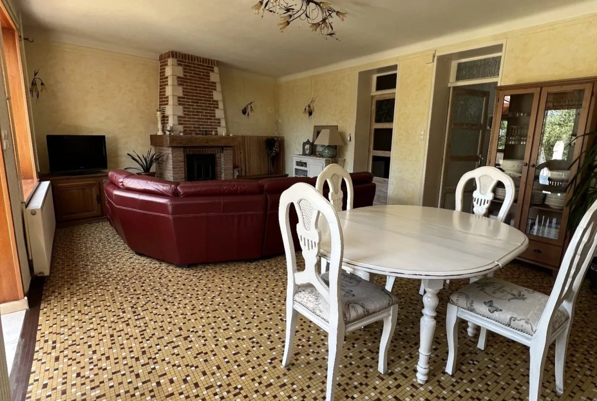Maison de ville authentique avec jardin à Saint-Pol-sur-Ternoise 