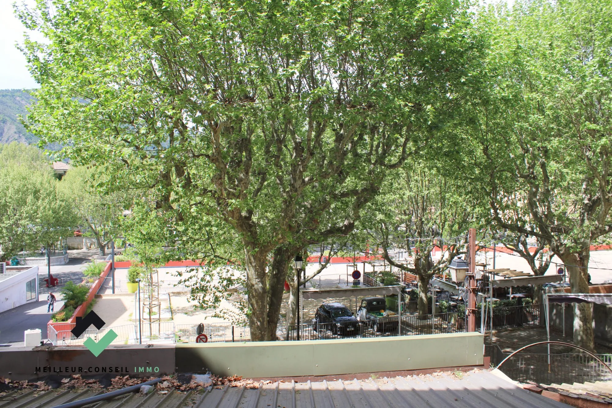 Appartement T3 de 87 m² en plein centre de Digne-les-Bains 