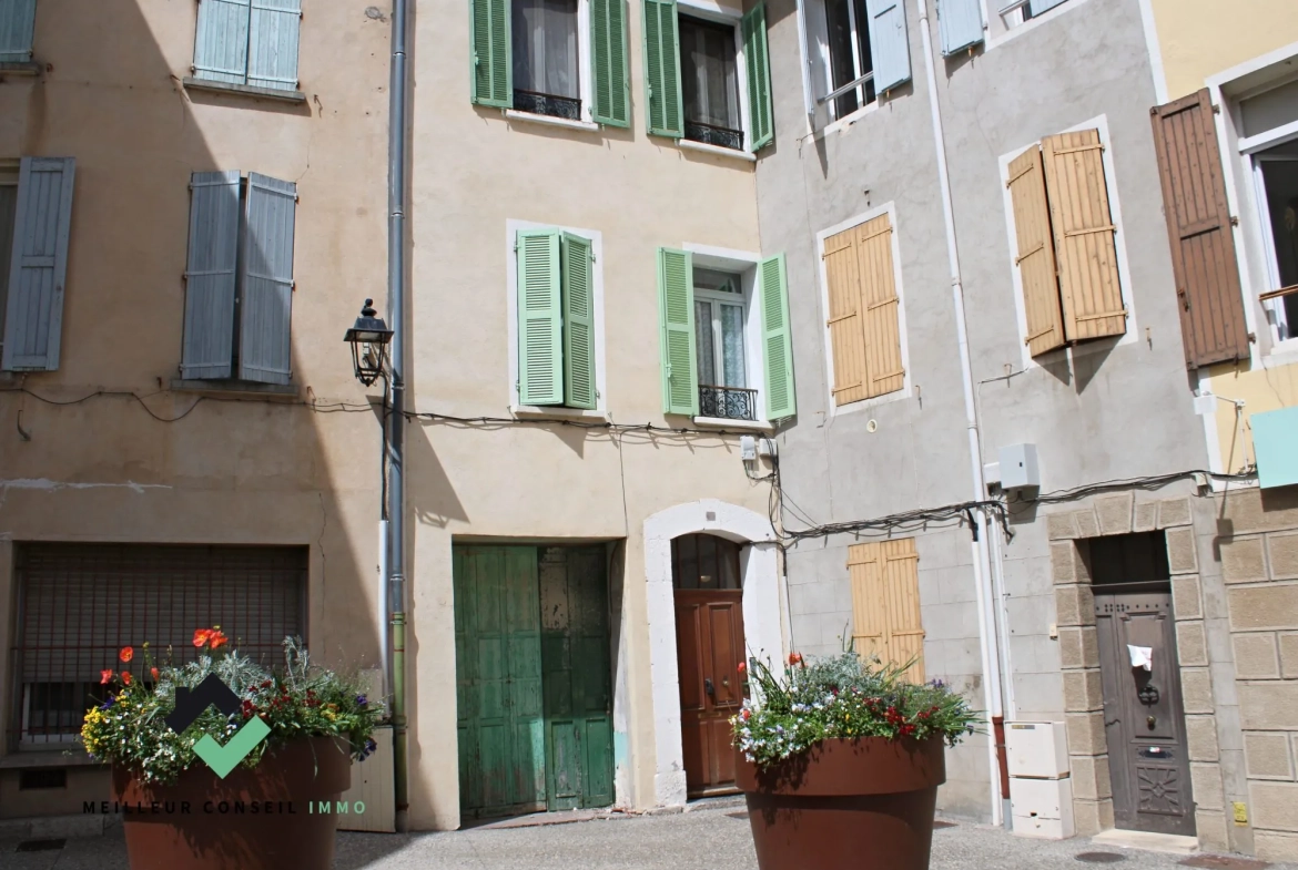 Appartement T3 de 87 m² en plein centre de Digne-les-Bains 