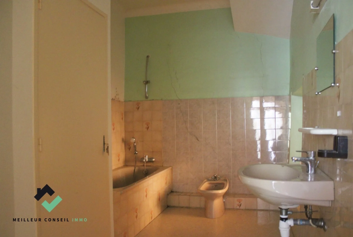 Appartement T3 de 87 m² en plein centre de Digne-les-Bains 