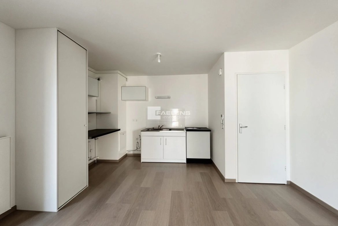 Appartement 2 pièces avec balcon et parking à Fâches Thumesnil proche Lille 