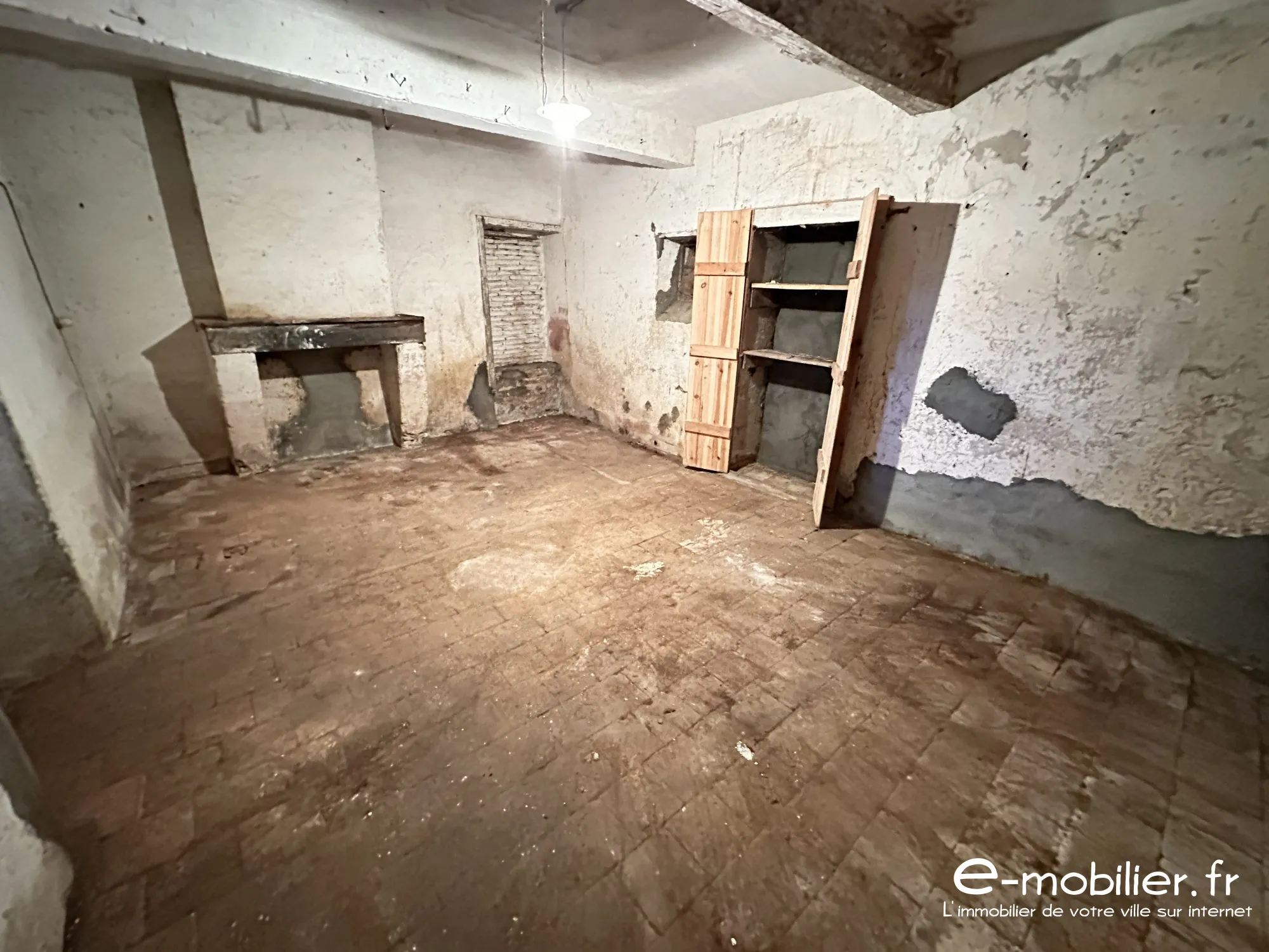 Achat maison ancienne avec dépendances à Pouilly-sous-Charlieu 