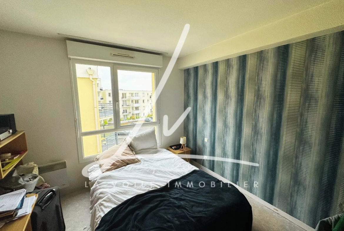 Studio meublé à vendre à Caen, proximité campus et commodités, bon rendement 