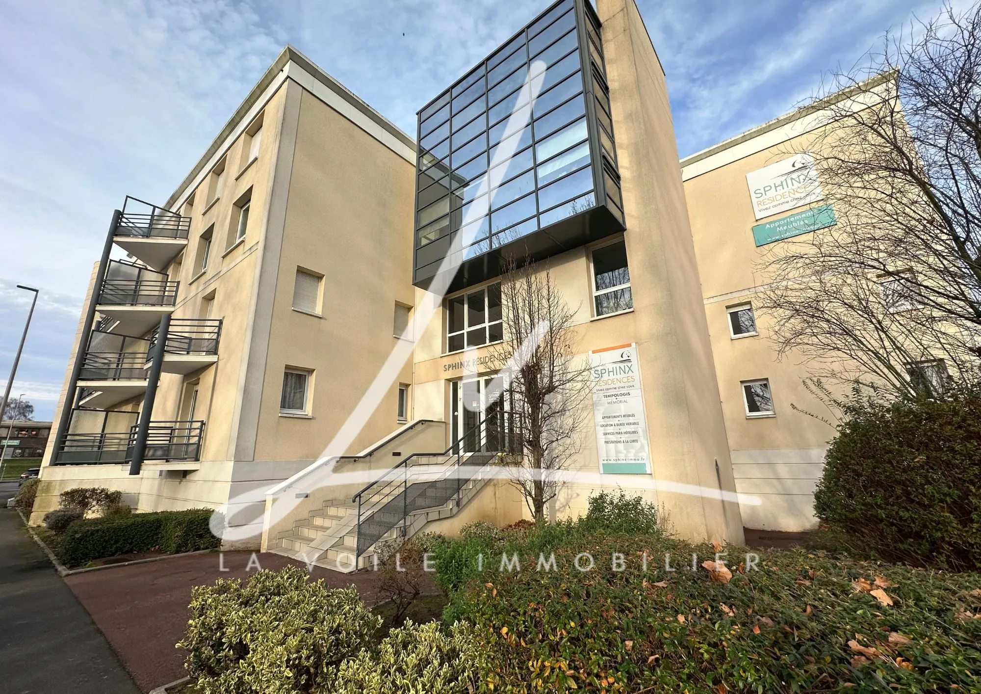 Studio meublé à vendre à Caen, proximité campus et commodités, bon rendement 