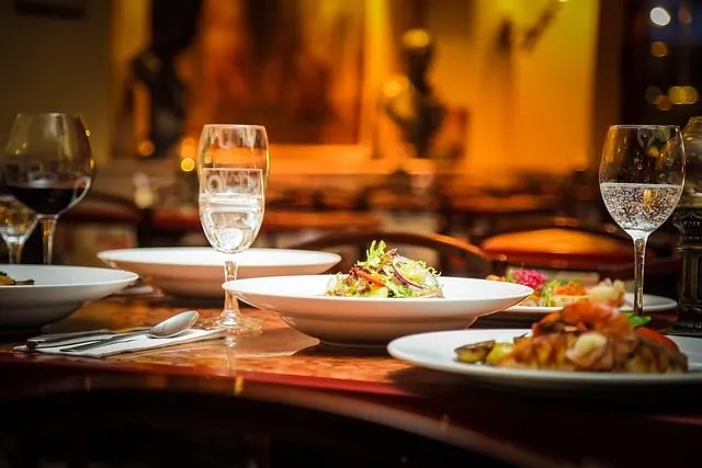 Fonds de commerce restaurant à Paris 17, emplacement idéal dans le quartier des Batignolles 