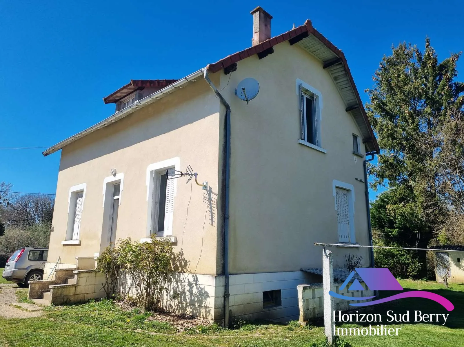 Maison de campagne à rénover avec grand jardin à Nouziers, Creuse 