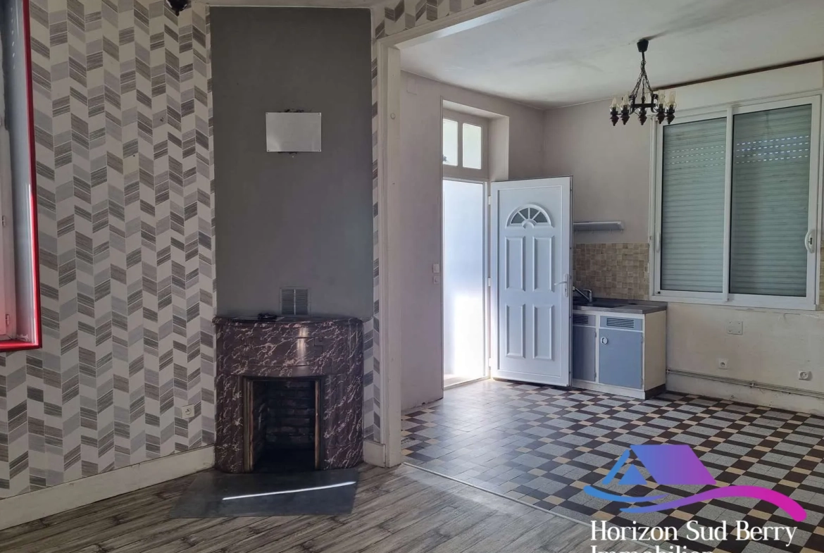 salle à manger et cuisine Maison de campagne à rénover avec grand jardin à Nouziers, Creuse 