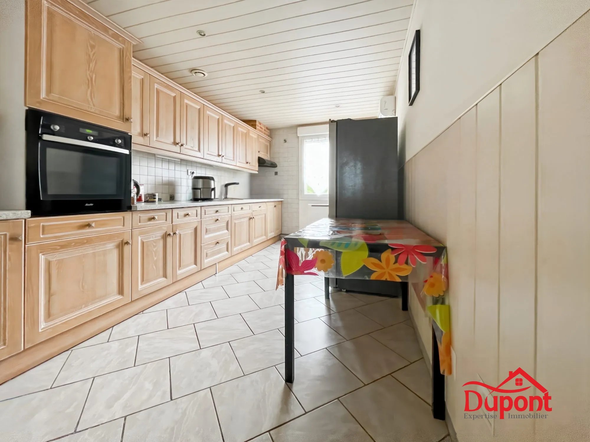 Belle maison semi-individuelle de 80 m² avec jardin à Saint Quentin 