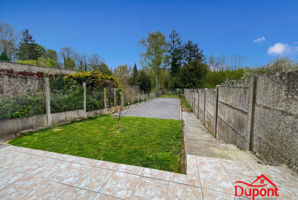 Belle maison semi-individuelle de 80 m² avec jardin à Saint Quentin 