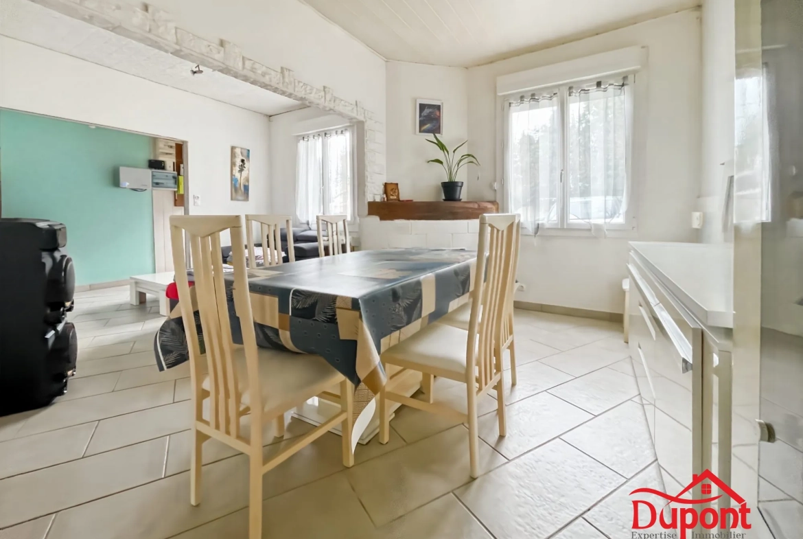 Belle maison semi-individuelle de 80 m² avec jardin à Saint Quentin 