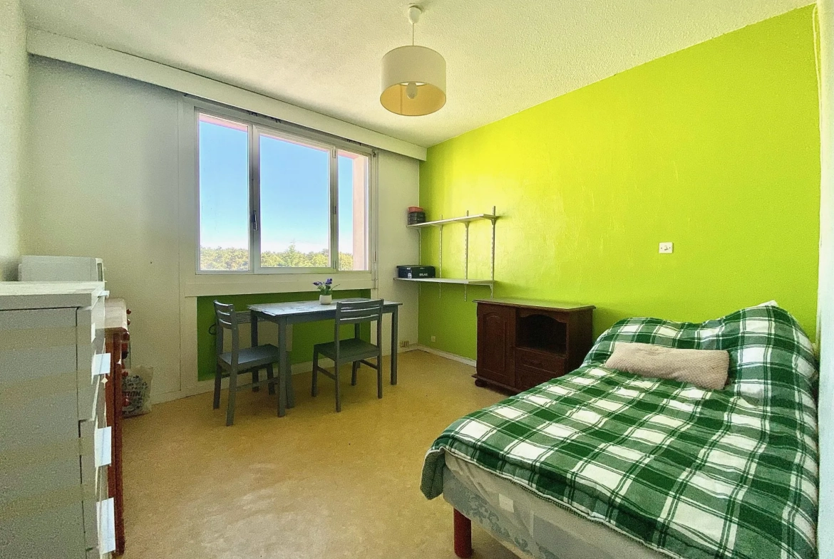 Studio à Vandoeuvre-lès-Nancy de 17 m² proche facultés 