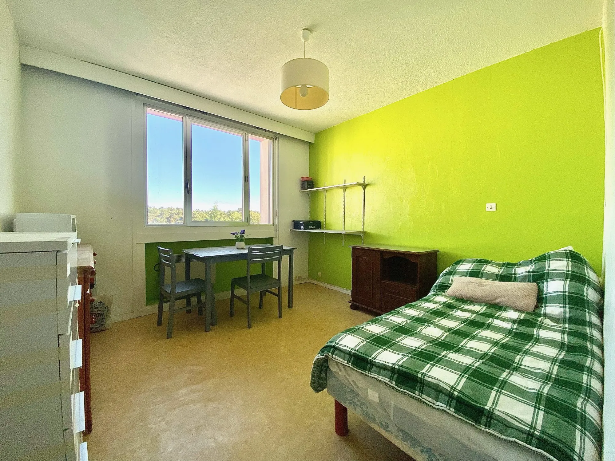 Studio à Vandoeuvre-lès-Nancy de 17 m² proche facultés 