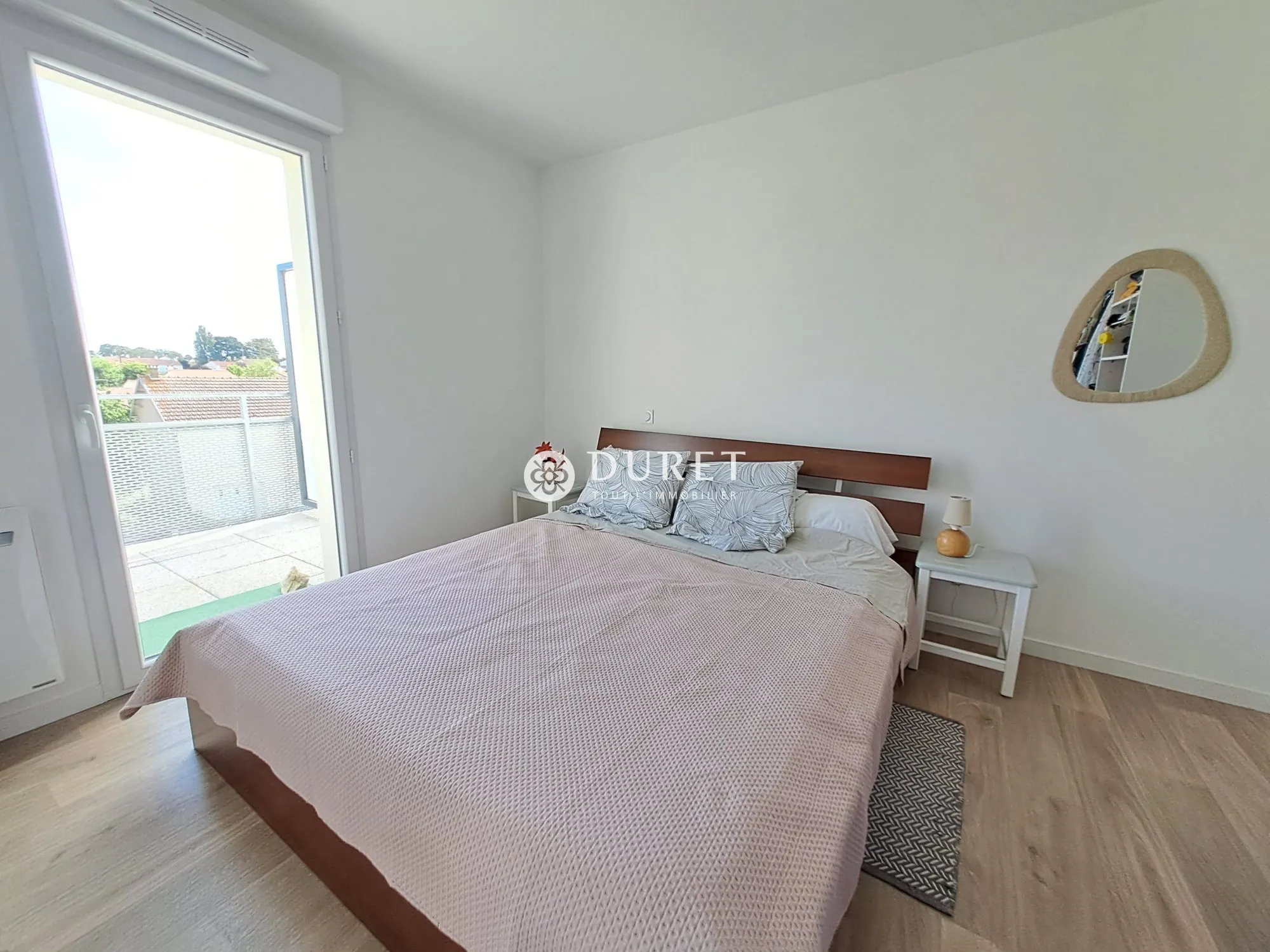 Appartement T2 récent à vendre à La Roche-sur-Yon avec balcon et ascenseur 
