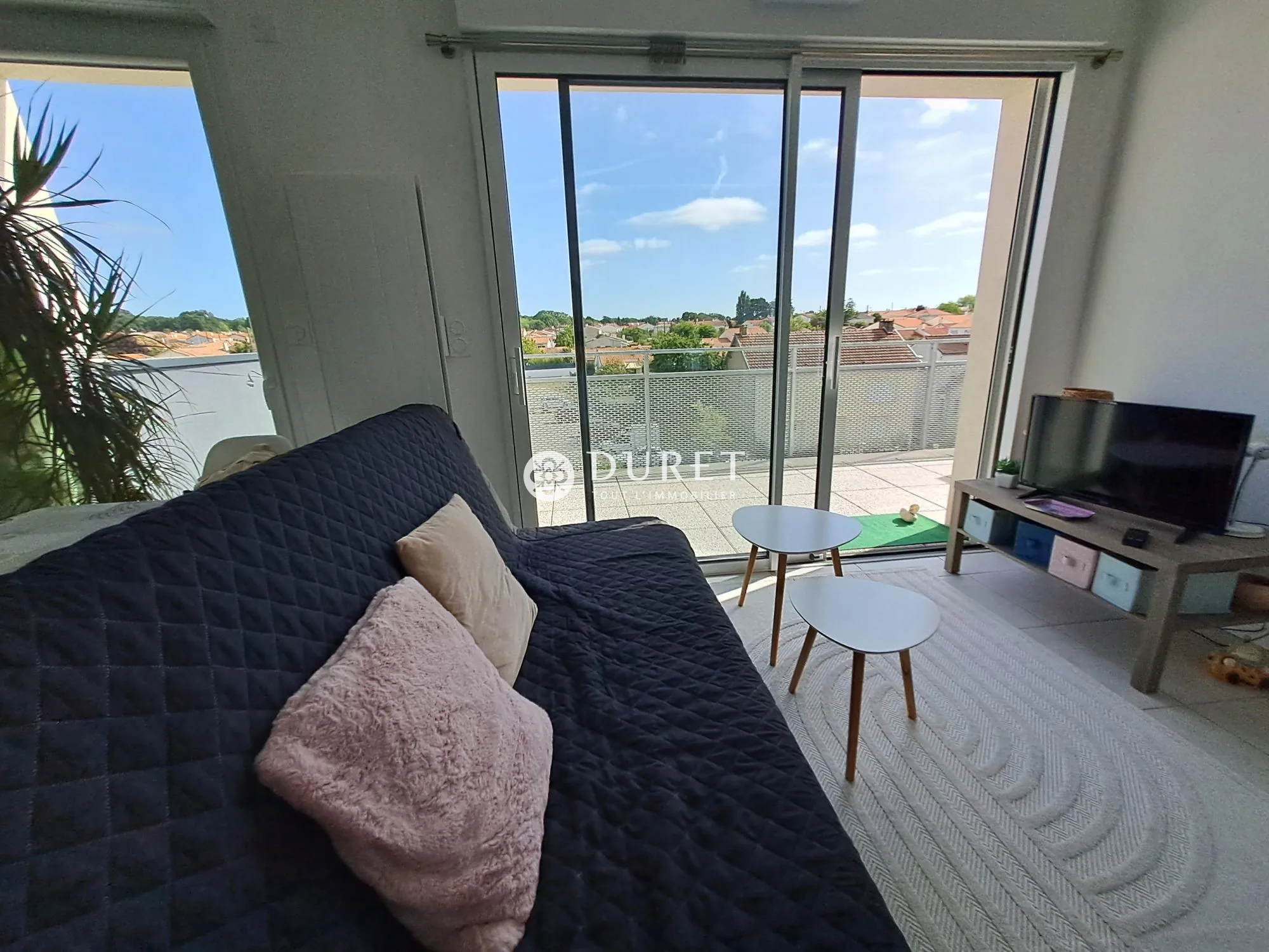 Appartement T2 récent à vendre à La Roche-sur-Yon avec balcon et ascenseur 