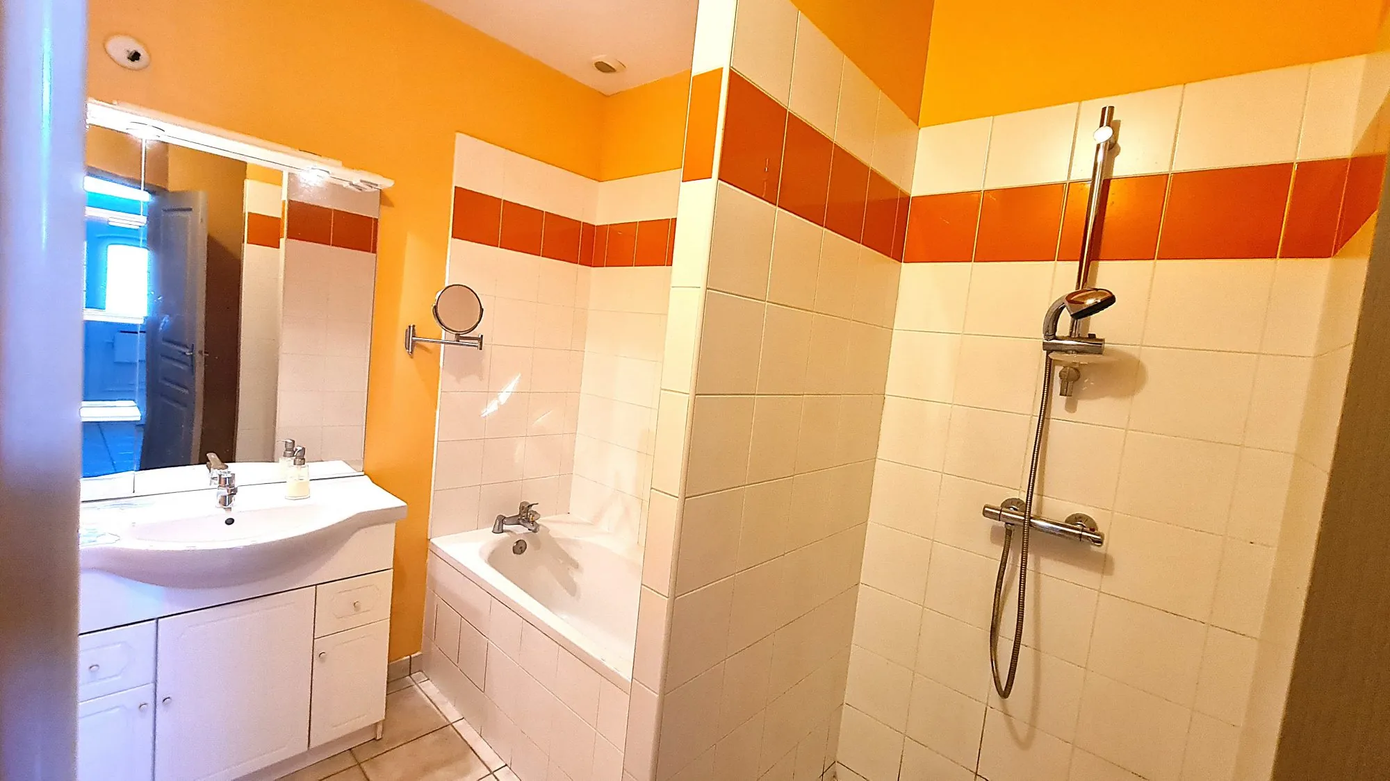 Appartement duplex T3 lumineux avec jardin à Saint-Étienne 