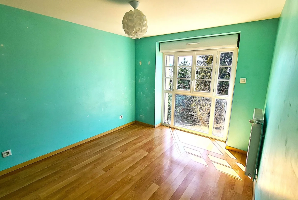 Appartement duplex T3 lumineux avec jardin à Saint-Étienne 