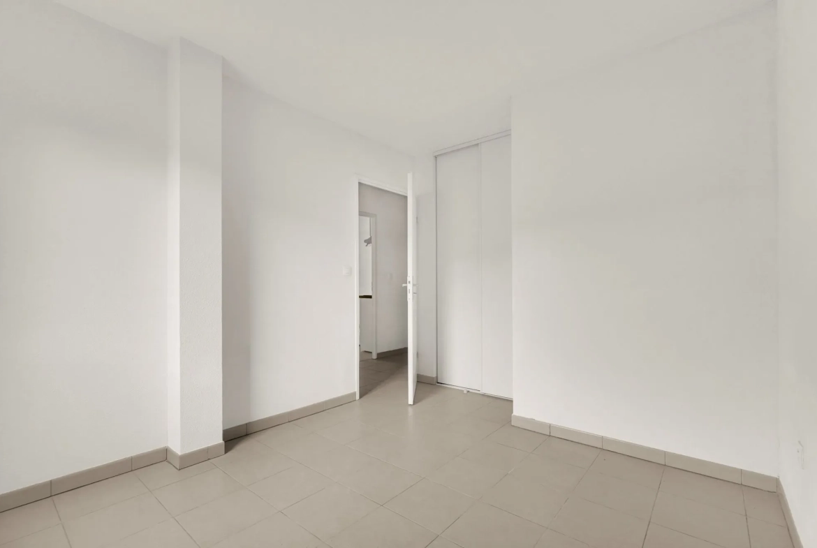 Appartement T3 avec terrasse et parking à Toulouse 