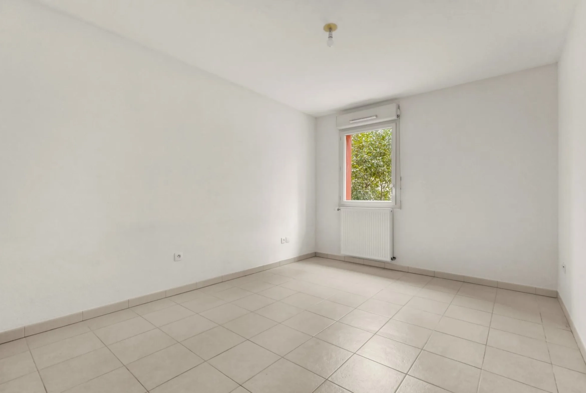 Appartement T3 avec terrasse et parking à Toulouse 