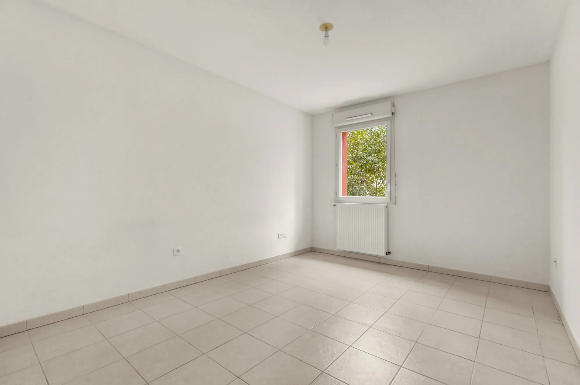 Appartement T3 avec terrasse et parking à Toulouse 