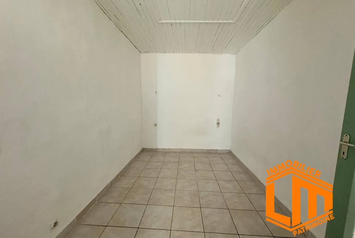 Maison de village à vendre à Bessan - 66 m² avec terrasse et garage 