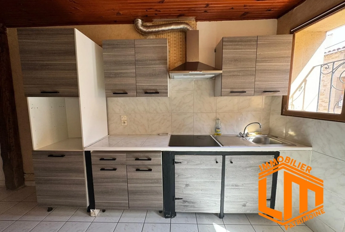 Maison de village à vendre à Bessan - 66 m² avec terrasse et garage 