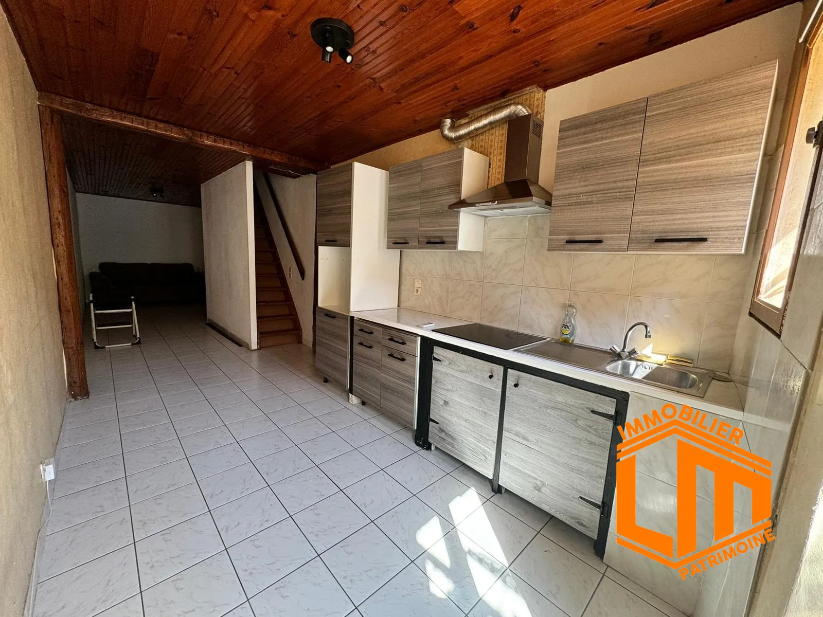 Maison de village à vendre à Bessan - 66 m² avec terrasse et garage 