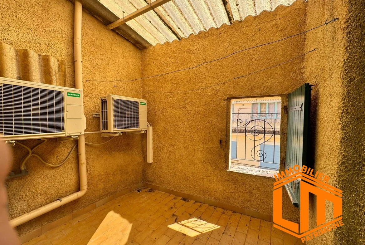 Maison de village à vendre à Bessan - 66 m² avec terrasse et garage 