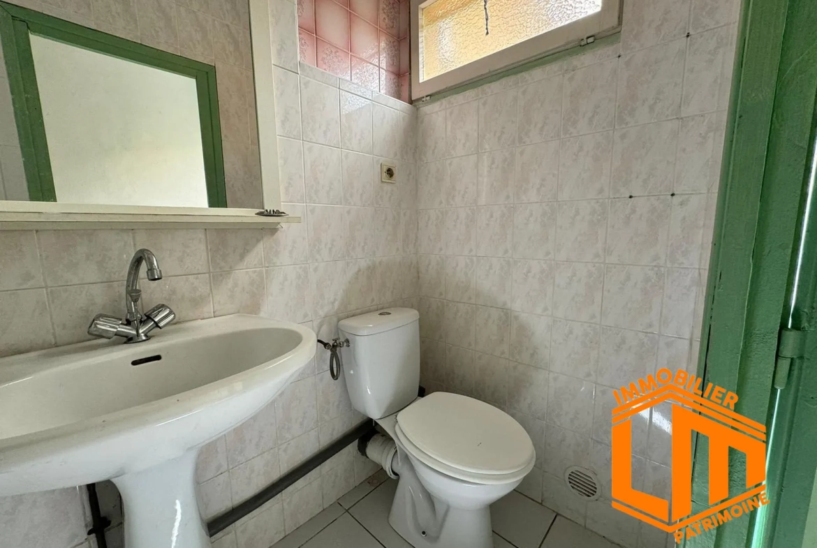 Maison de village à vendre à Bessan - 66 m² avec terrasse et garage 
