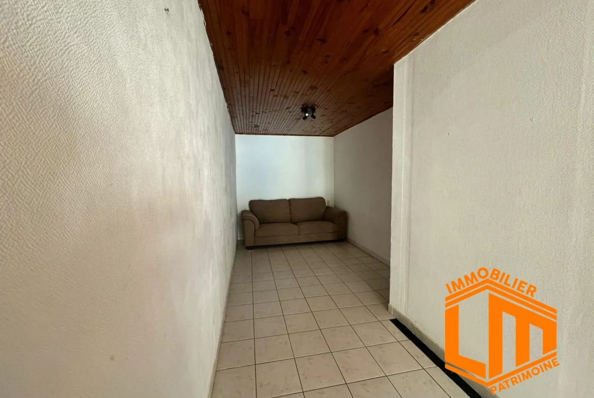 Maison de village à vendre à Bessan - 66 m² avec terrasse et garage 