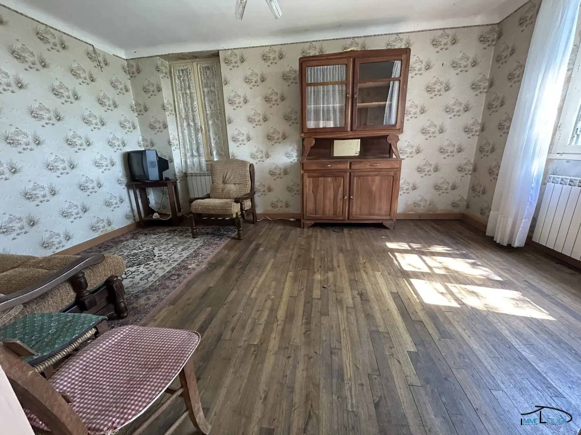 Maison de campagne à vendre à Galgan, 76 m² avec dépendances 