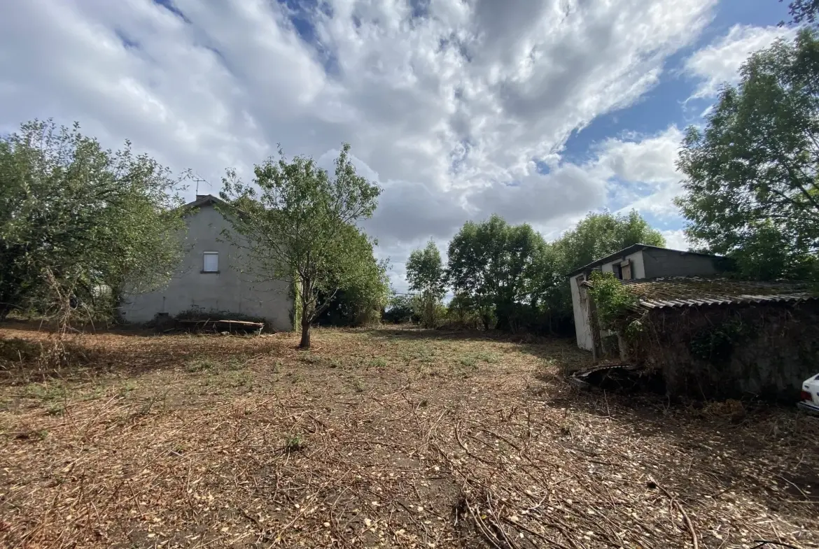 Maison de campagne à vendre à Galgan, 76 m² avec dépendances 