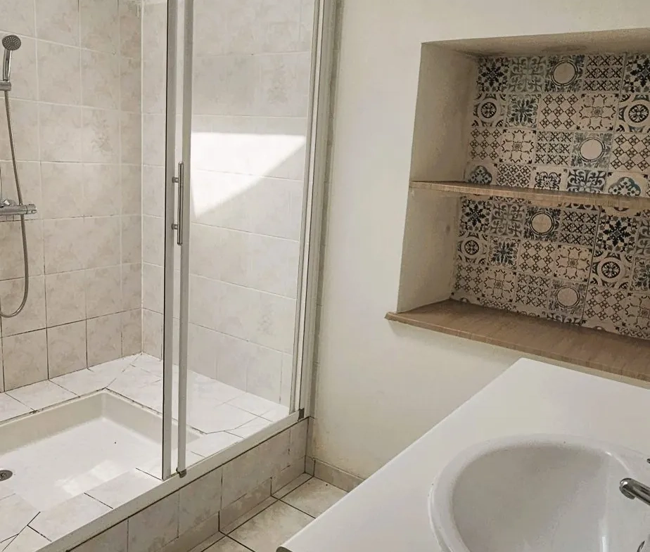 Maison de village en pierres à La Chapelle Neuve – 95 m², 3 chambres 