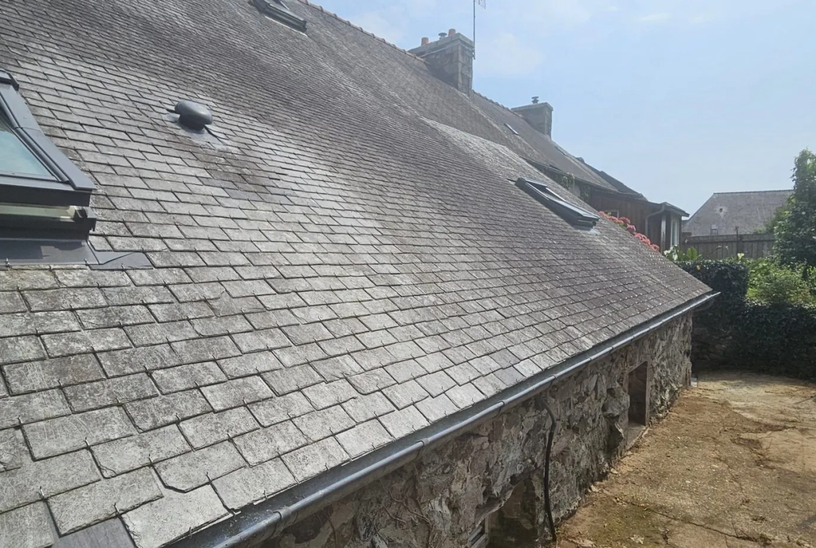 Maison de village en pierres à La Chapelle Neuve – 95 m², 3 chambres 