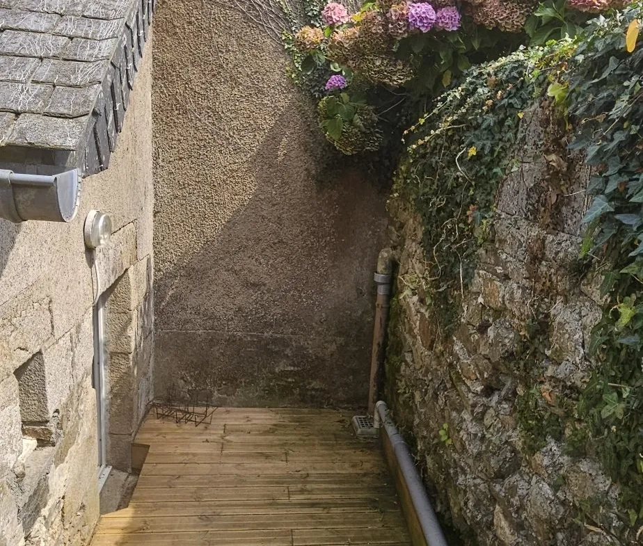 Maison de village en pierres à La Chapelle Neuve – 95 m², 3 chambres 