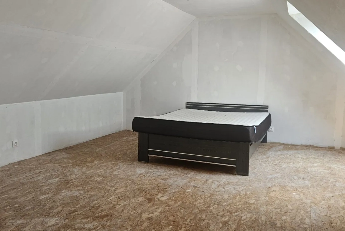 Maison de village en pierres à La Chapelle Neuve – 95 m², 3 chambres 