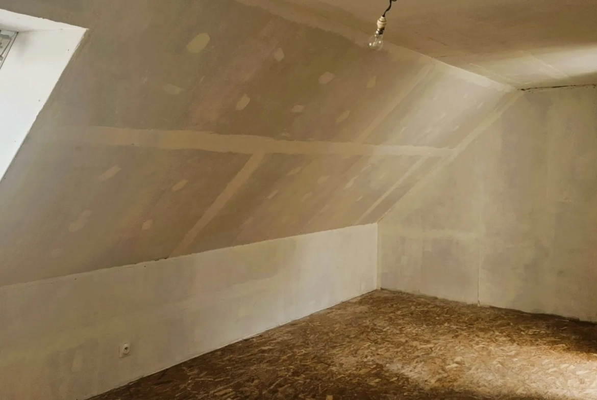 Maison de village en pierres à La Chapelle Neuve – 95 m², 3 chambres 