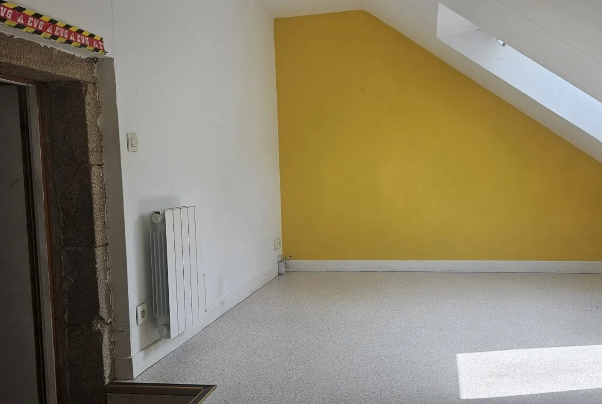 Maison de village en pierres à La Chapelle Neuve – 95 m², 3 chambres 