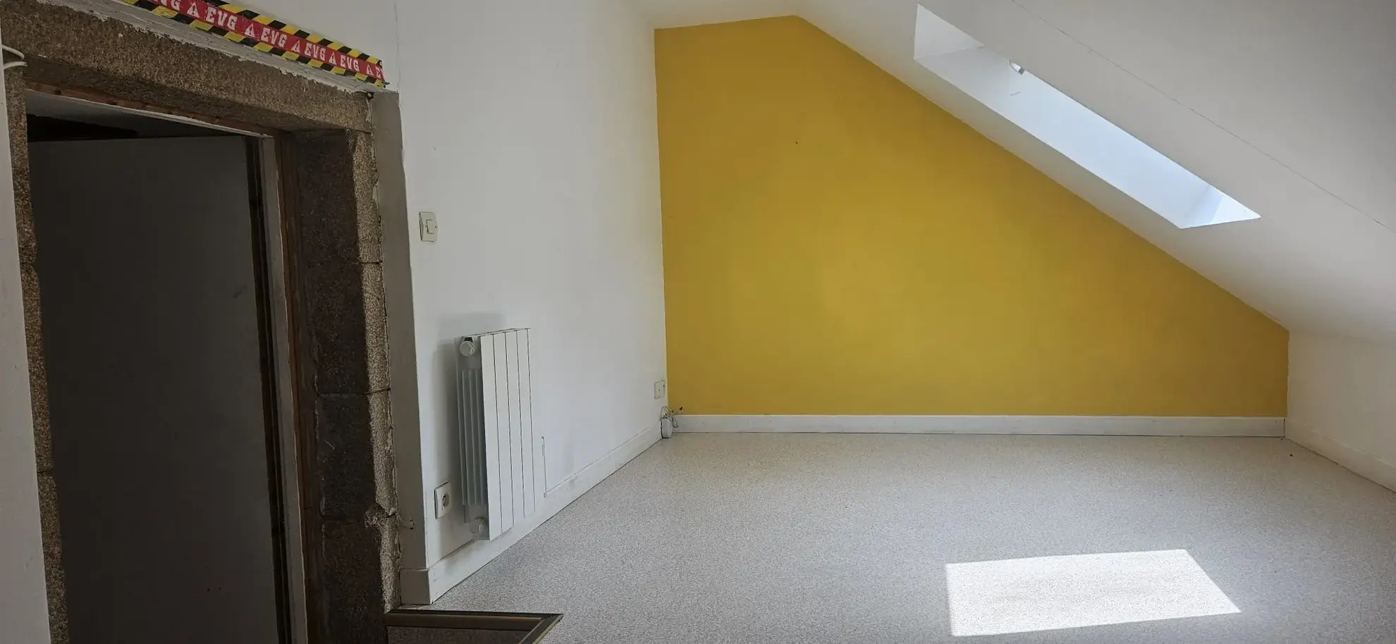 Maison de village en pierres à La Chapelle Neuve – 95 m², 3 chambres 