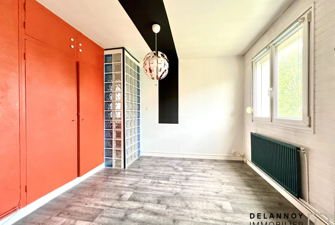 Appartement à vendre à Lille Saint Maurice Pellevoisin, 3 pièces, 53 m², balcon et cave 