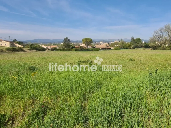 Terrain à bâtir de 560 m² à Salindres, proche d'Alès