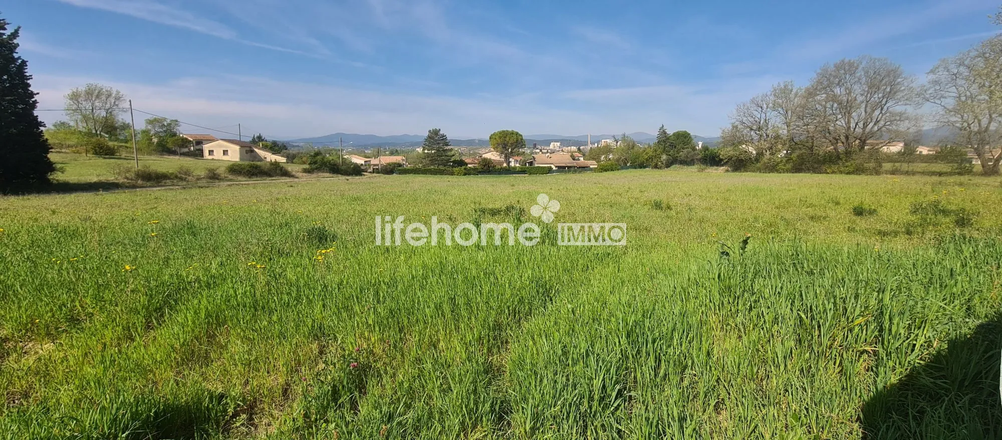 Terrain à bâtir de 560 m² à Salindres, proche d'Alès 
