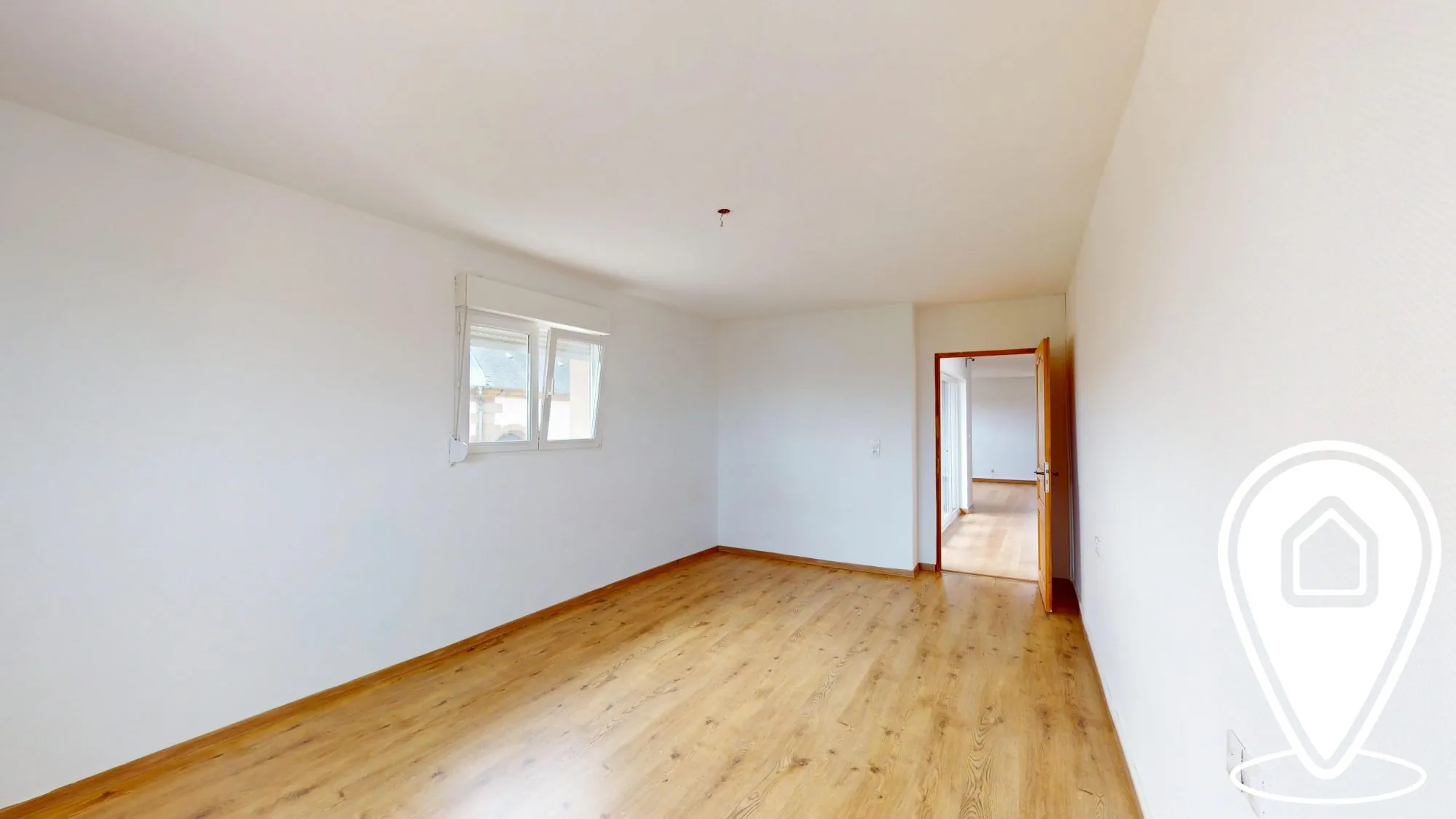 Appartement T5 spacieux avec garage et balcon à Macheren 