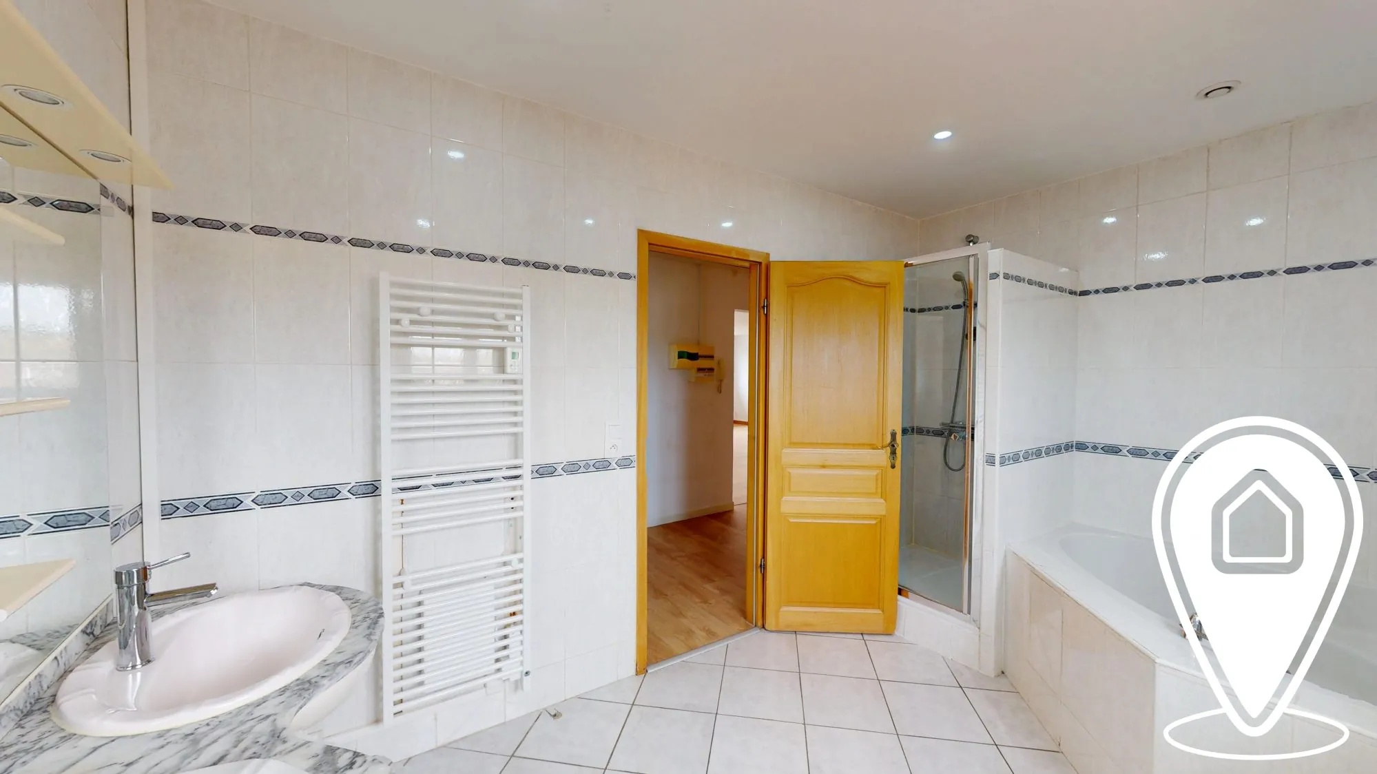 Appartement T5 spacieux avec garage et balcon à Macheren 