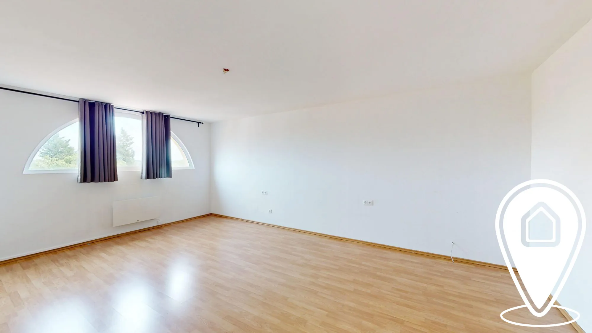 Appartement T5 spacieux avec garage et balcon à Macheren 