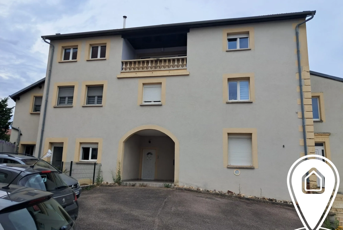 Appartement T5 spacieux avec garage et balcon à Macheren 