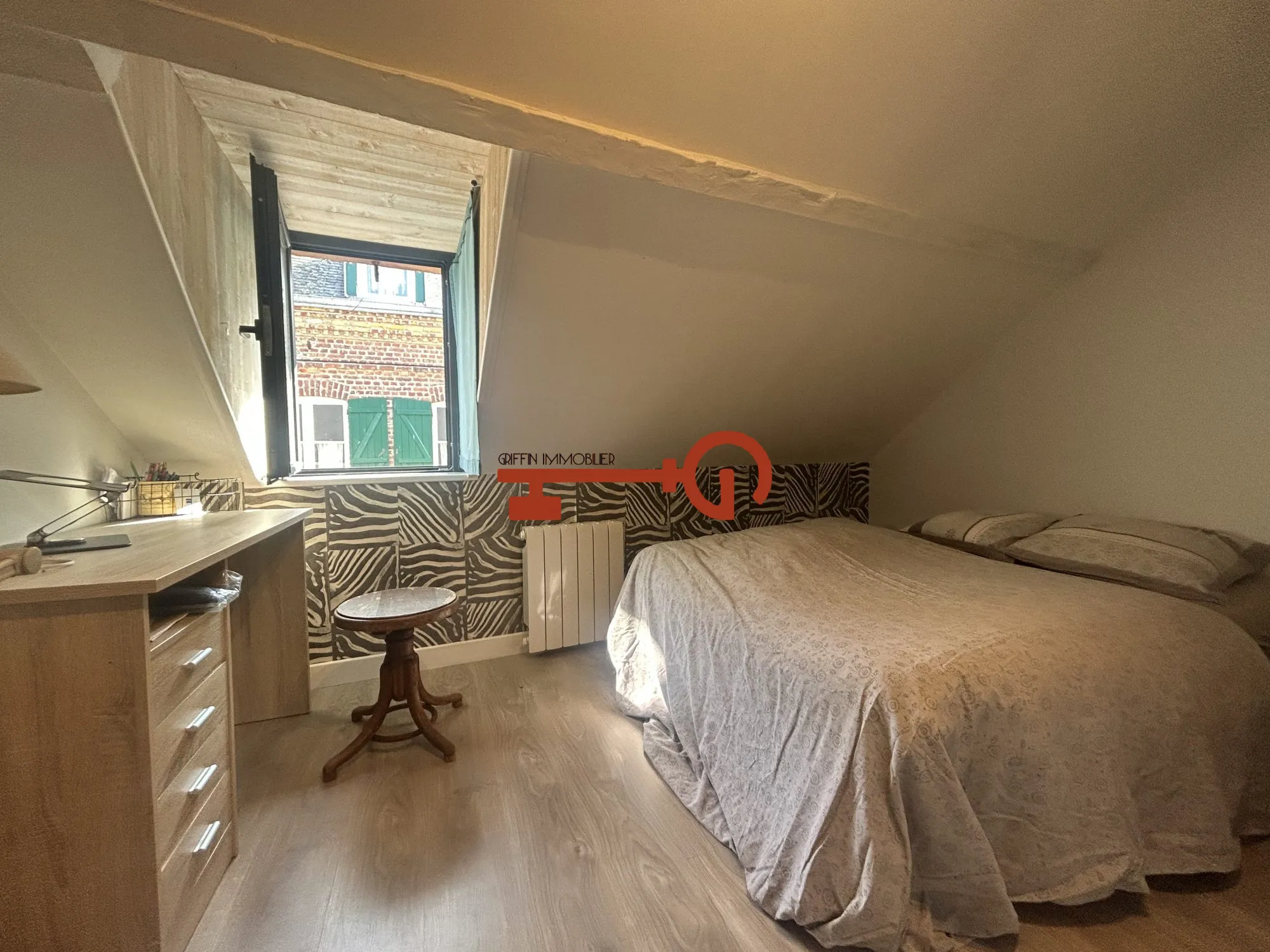 Maison à vendre à Étretat proche de la plage et des falaises - Charme et confort moderne 