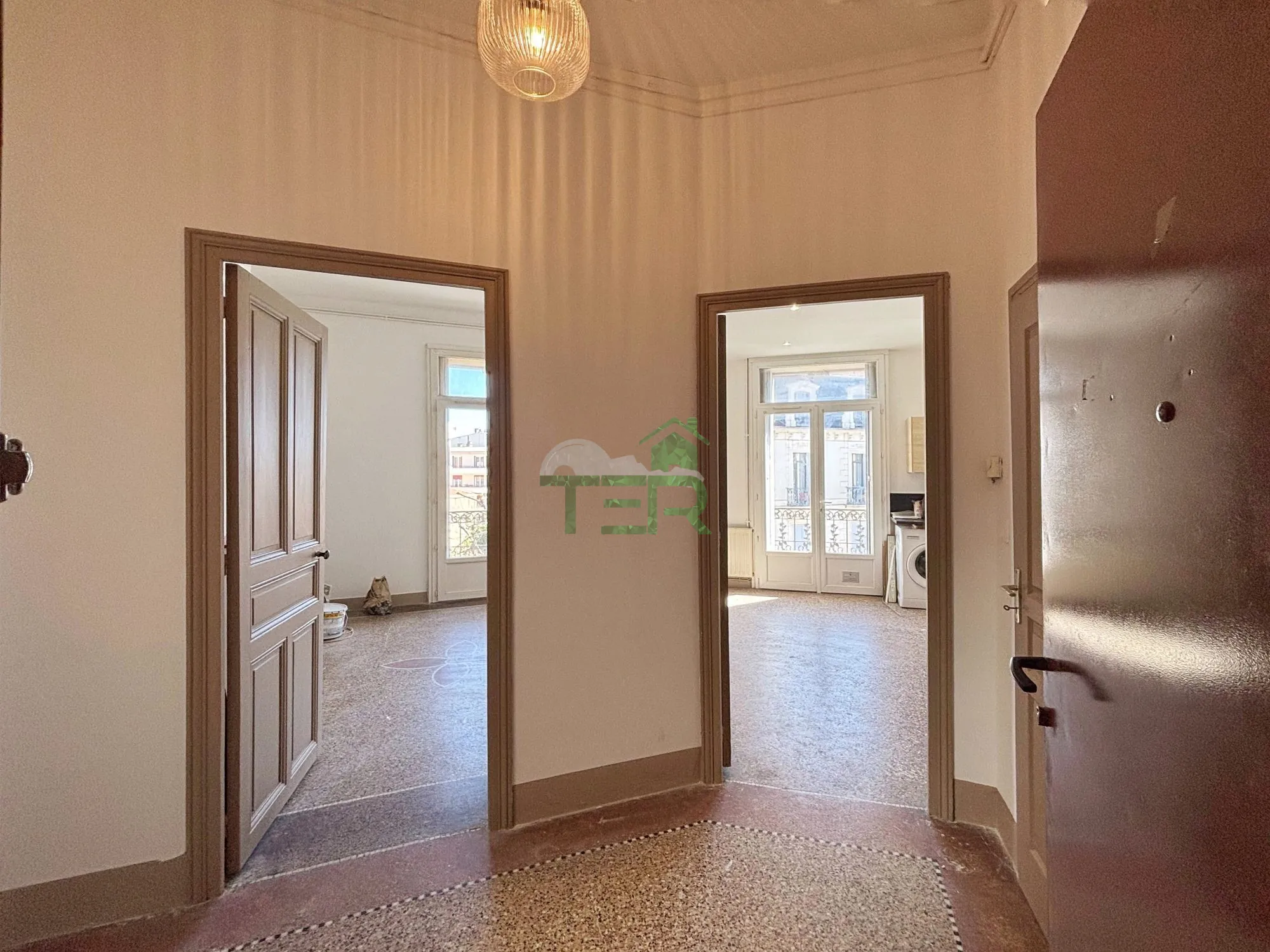 Appartement T3 à Béziers de 60m² avec Balcons et Cave - Idéal Premier Achat 