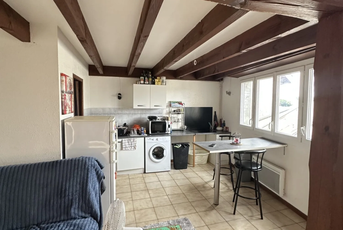 Studio à vendre à La Teste-de-Buch de 30 m² à rénover dans résidence dynamique 