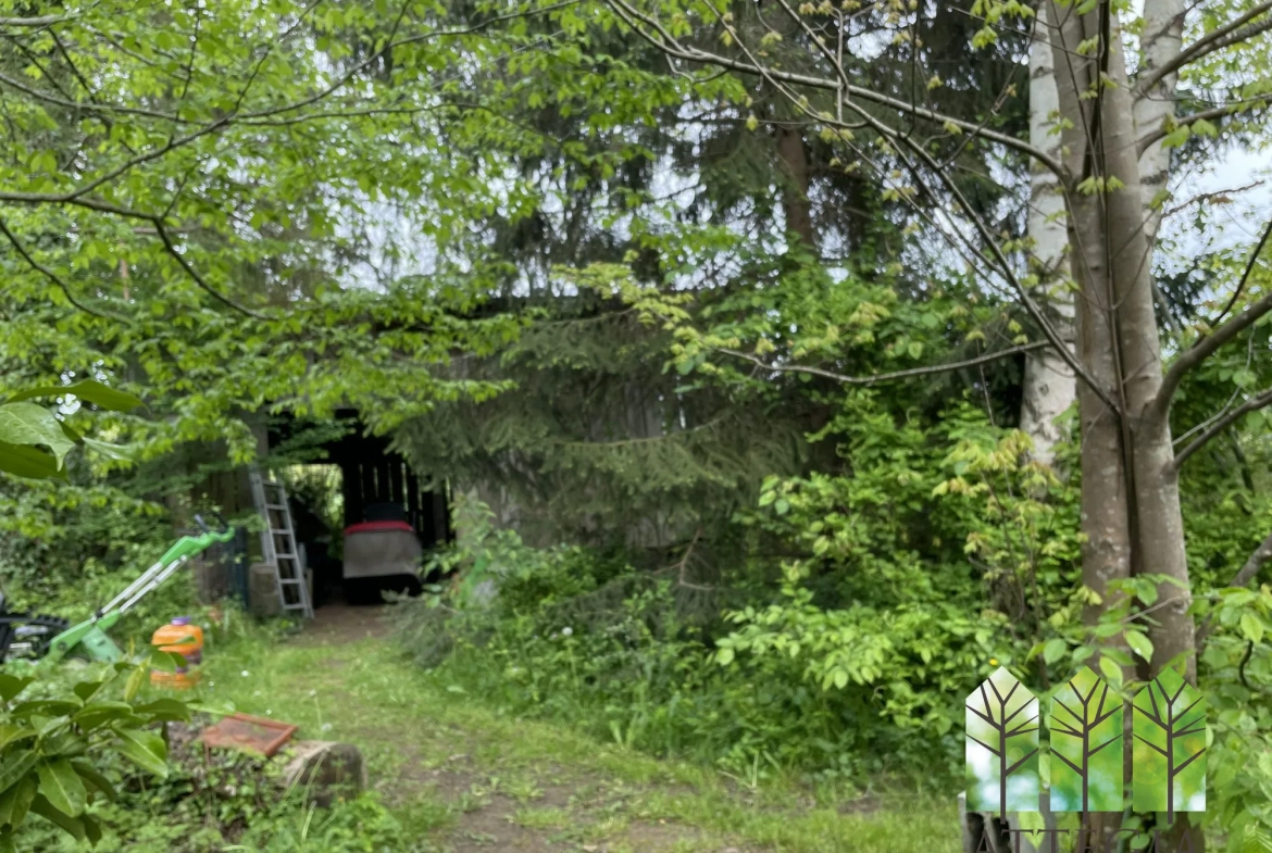 À vendre maison de 130 m² avec terrain, proche de Bonnat, environnement paisible 